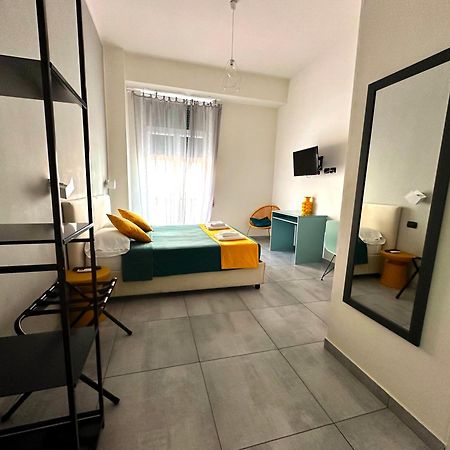 Hi Relais Rooms Napoli Eksteriør bilde