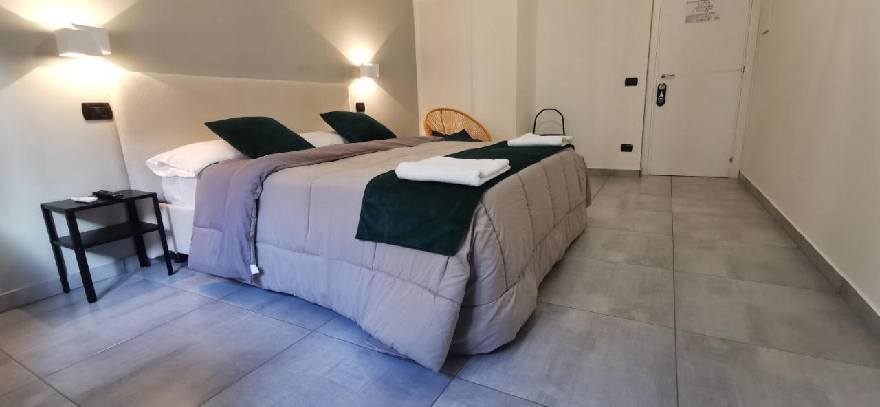 Hi Relais Rooms Napoli Eksteriør bilde