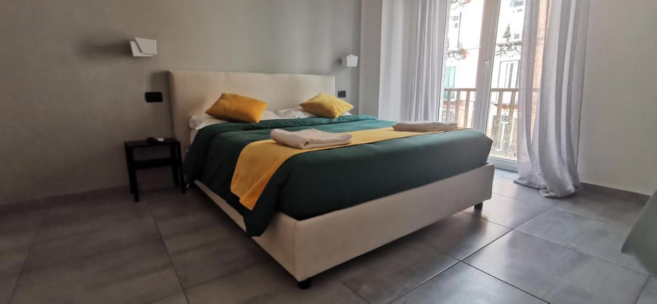 Hi Relais Rooms Napoli Eksteriør bilde